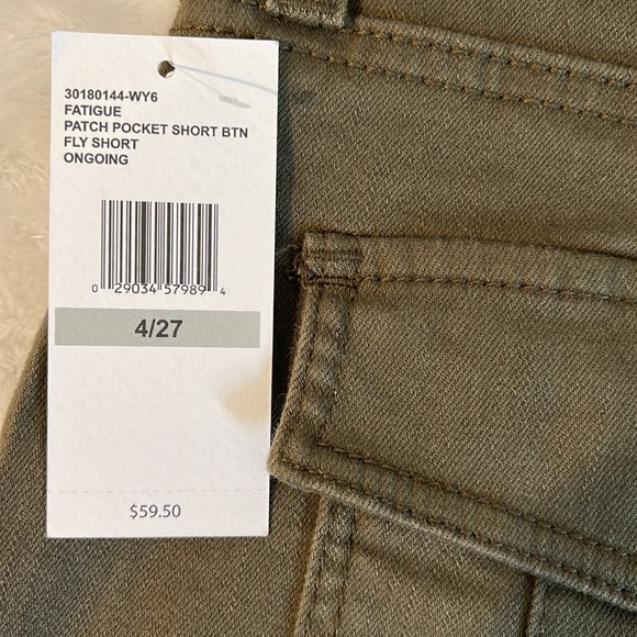 JESSICA SIMPSON Short - Picture 4 of 5